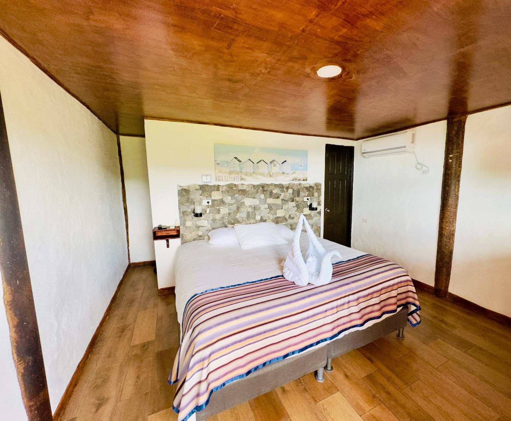 Ranchos De Chalia Panama Hotel Portobelo Kültér fotó
